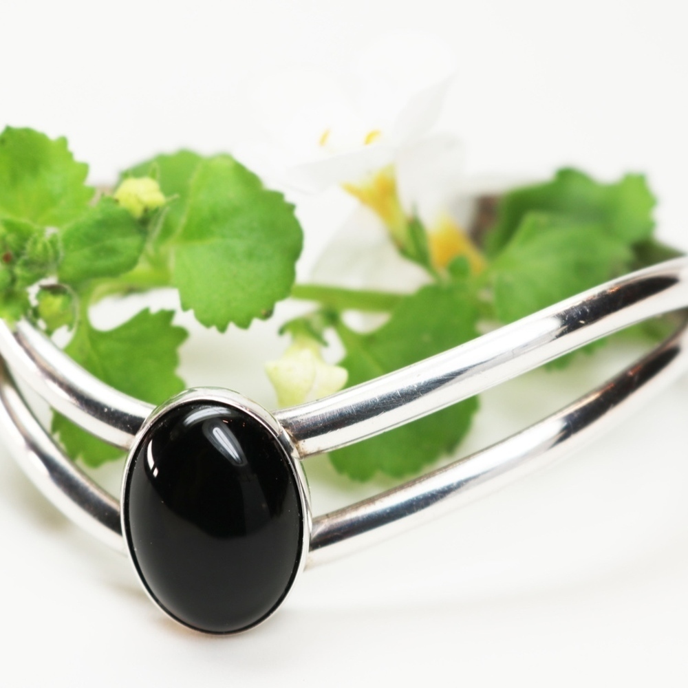BLACK ONYX STERLING SILVER CUFF BRACELET